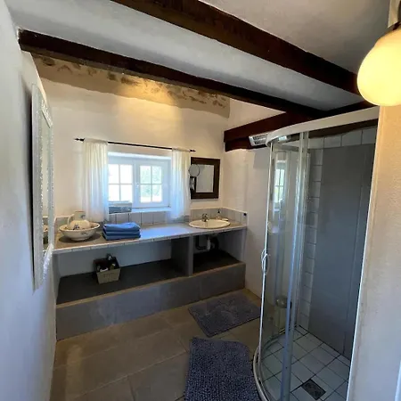 ヴィラ La Vigne, Fully Modernised Dated 1882 Incl Swimming Pool *