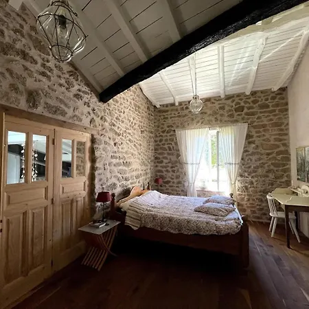 La Vigne, Fully Modernised Dated 1882 Incl Swimming Pool * Le Theil (Orne)